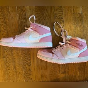 PINK AIR JORDANS